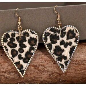 Leopard‎ Print Heart-Shaped Dangle Earrings With Rhinestone Border NEW
